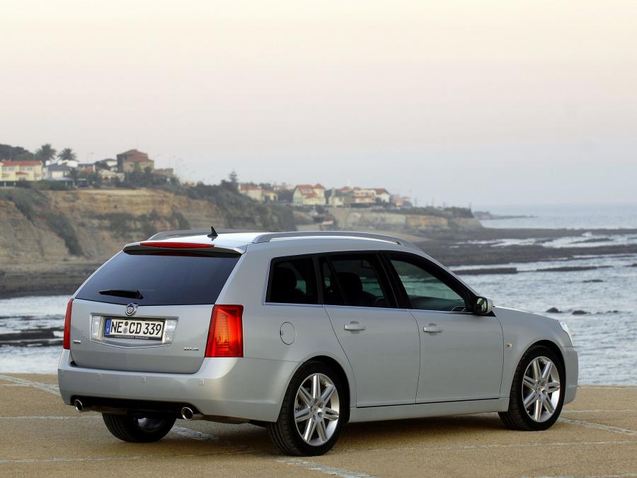 Cadillac BLS Wagon 2007 года  (фото 25 из 37)